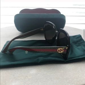 Gucci stripe sunglasses